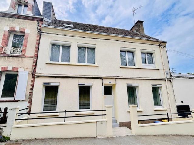 Duplex Parapluies De Cherbourg Netflix Parking Exteriér fotografie