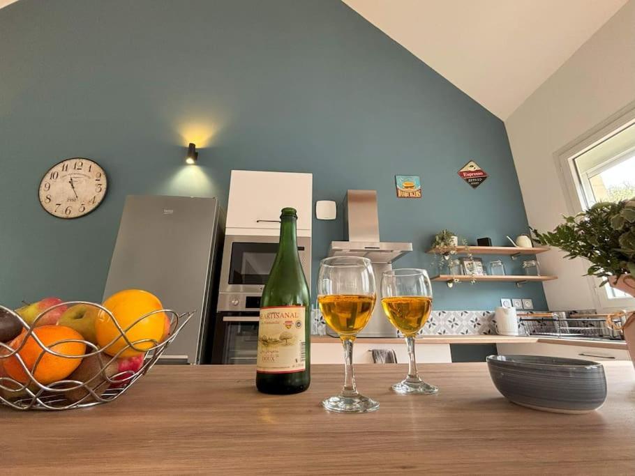 Duplex Parapluies De Cherbourg Netflix Parking Exteriér fotografie