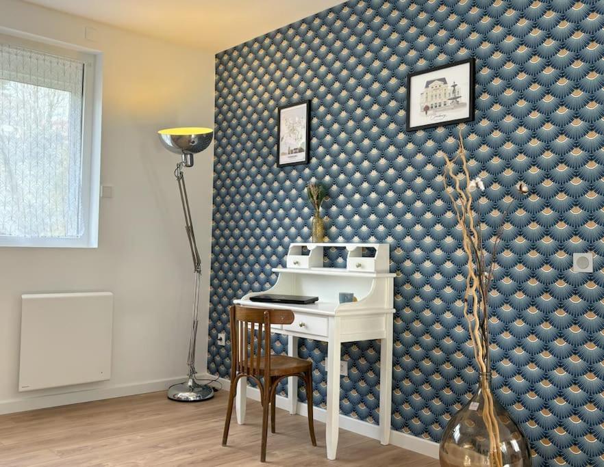 Duplex Parapluies De Cherbourg Netflix Parking Exteriér fotografie